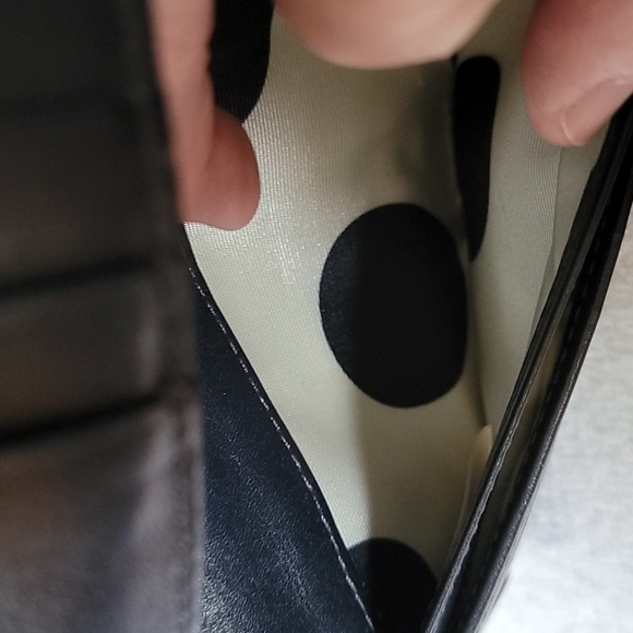 Kate Spade New York gold shimmer long wallet - Picture 14 of 16